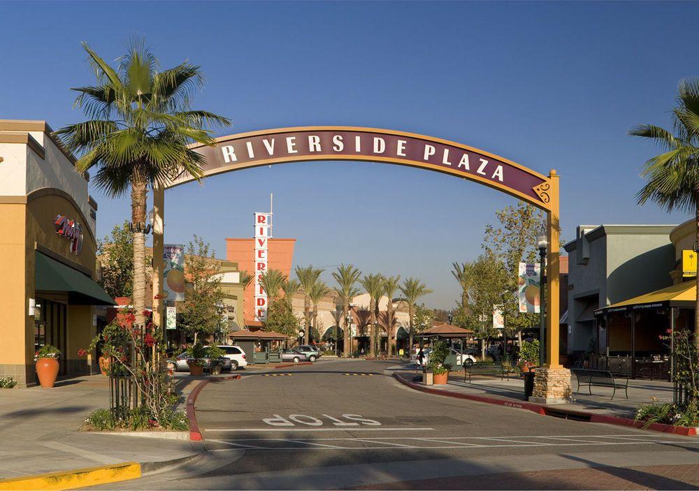 Courtyard By Marriott Riverside Ucr/Moreno Valley Area Buitenkant foto