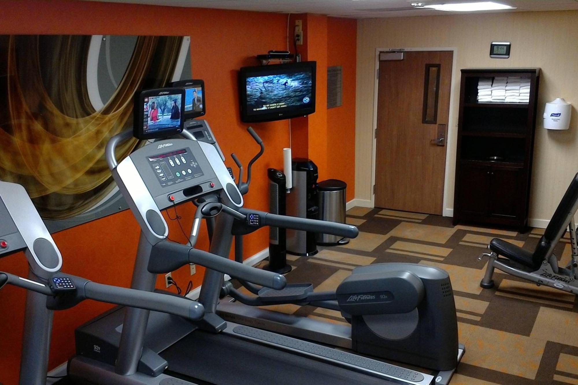 Courtyard By Marriott Riverside Ucr/Moreno Valley Area Buitenkant foto