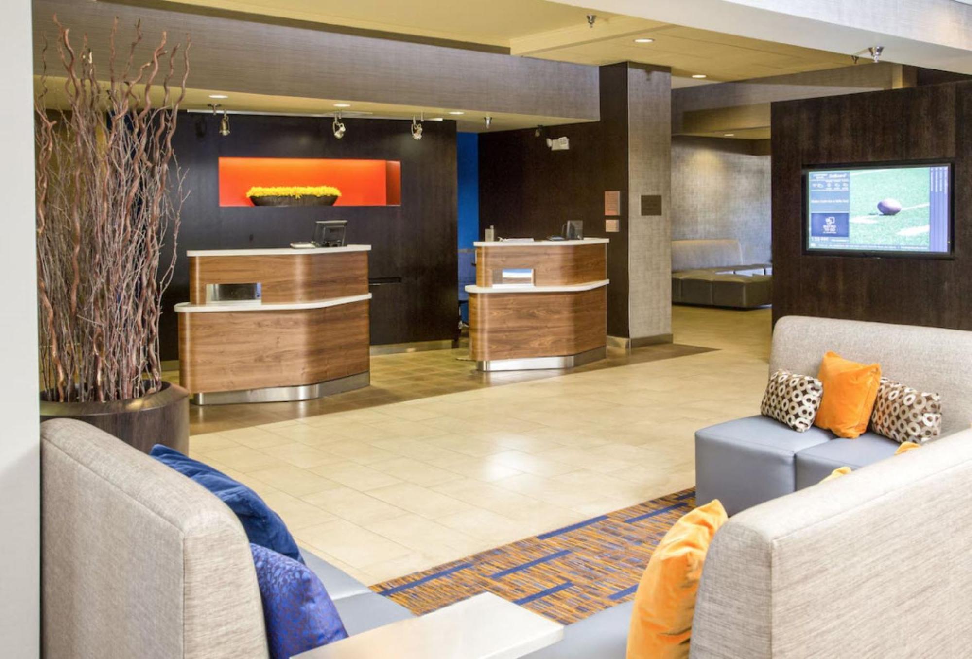 Courtyard By Marriott Riverside Ucr/Moreno Valley Area Buitenkant foto